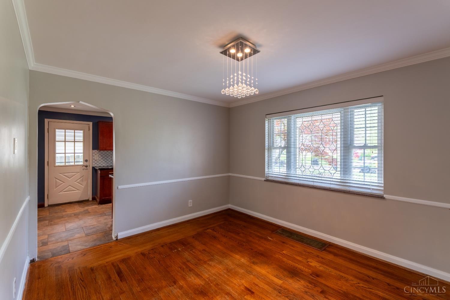 5094 E Eastwood Circle