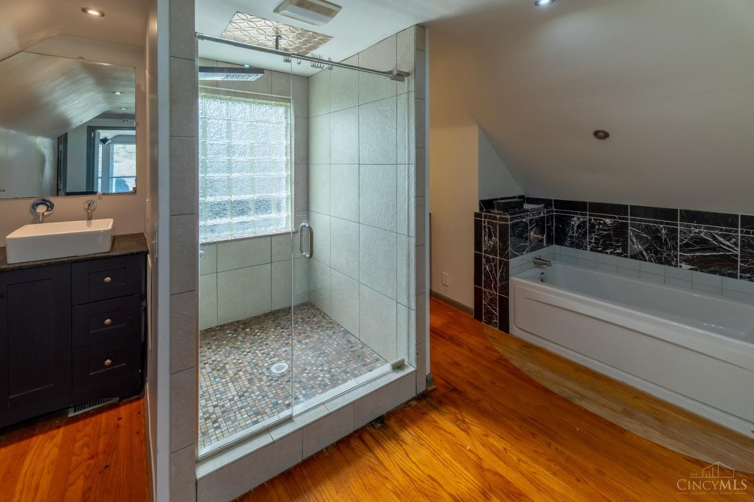 5094 E Eastwood Circle