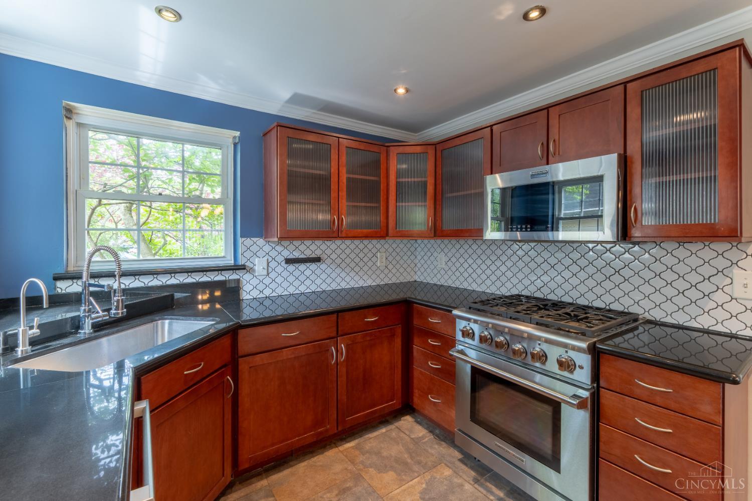 5094 E Eastwood Circle