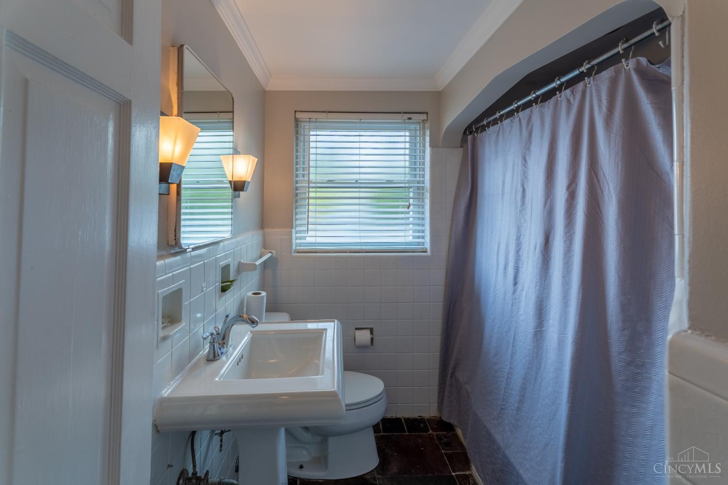 5094 E Eastwood Circle