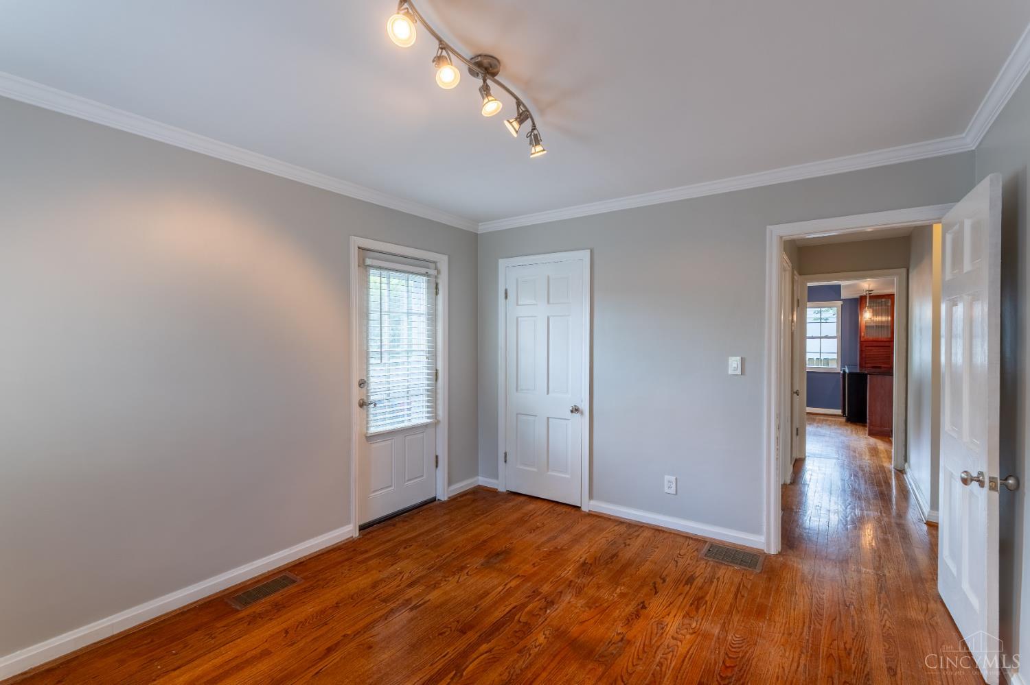 5094 E Eastwood Circle