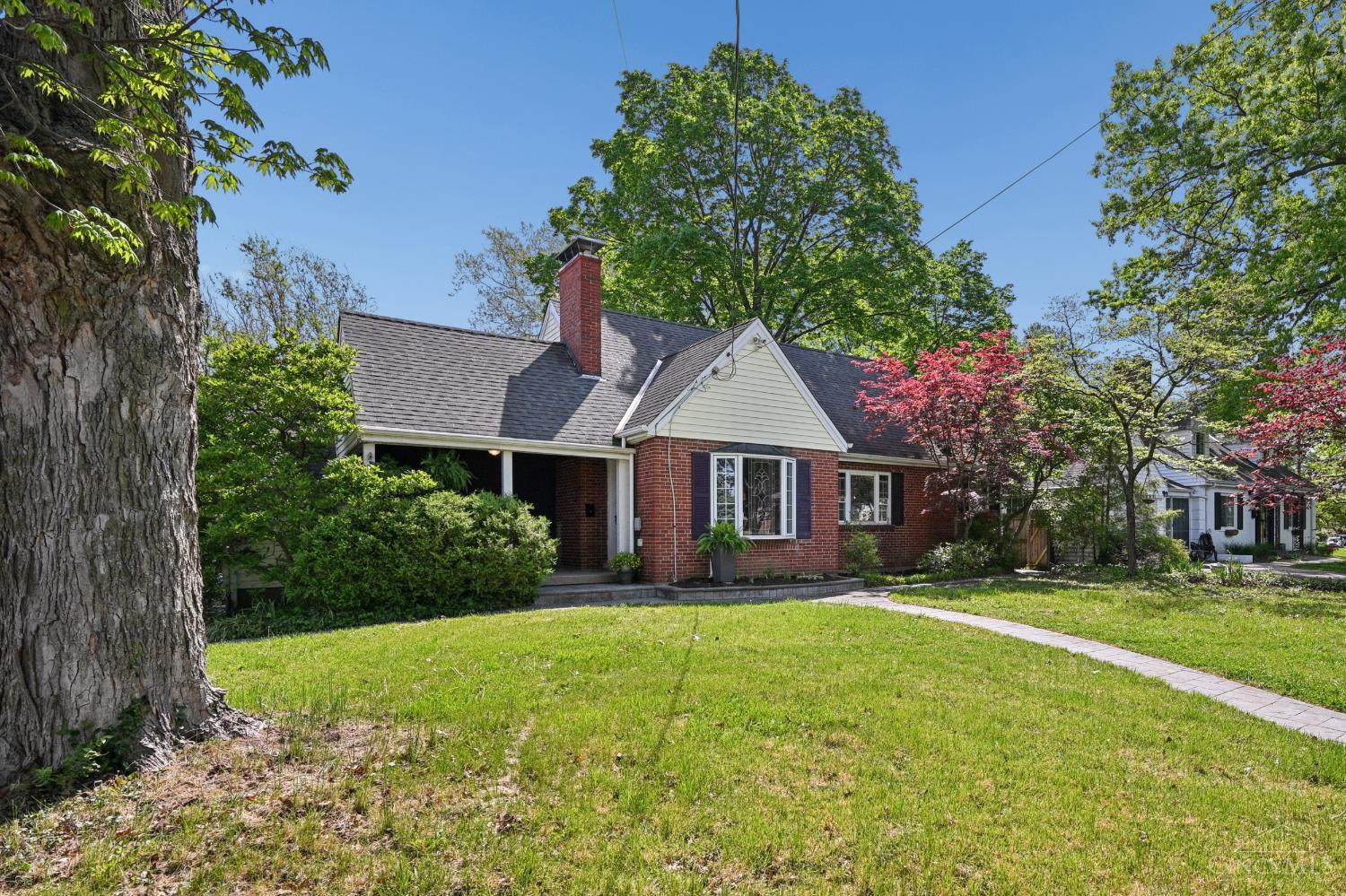 5094 E Eastwood Circle