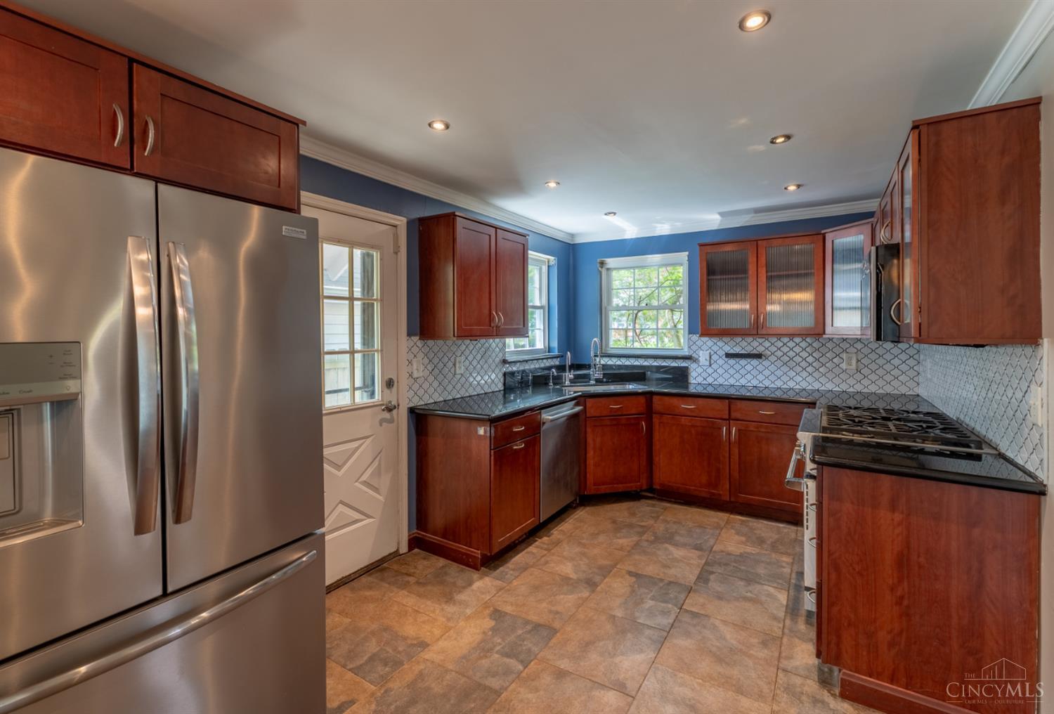 5094 E Eastwood Circle