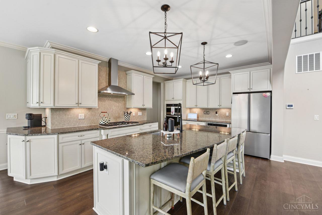 7242 Clawson Court