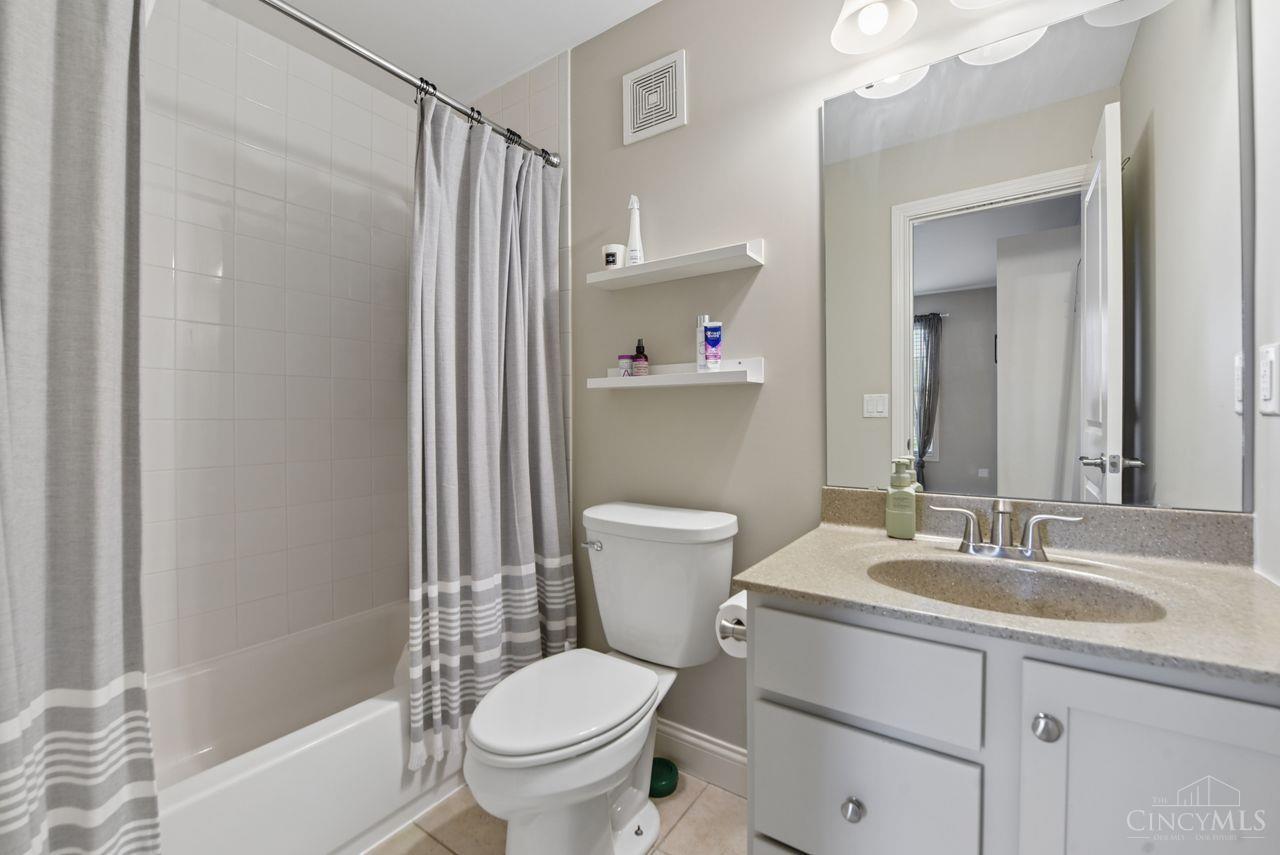 7242 Clawson Court