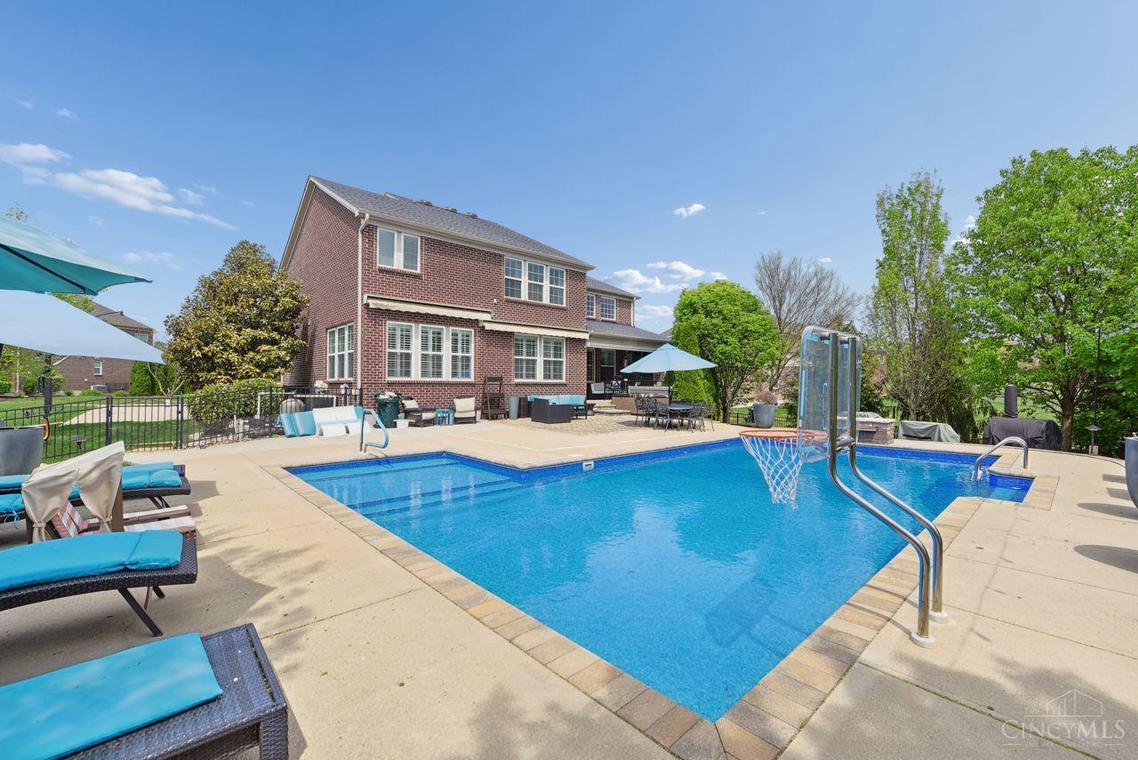 7242 Clawson Court