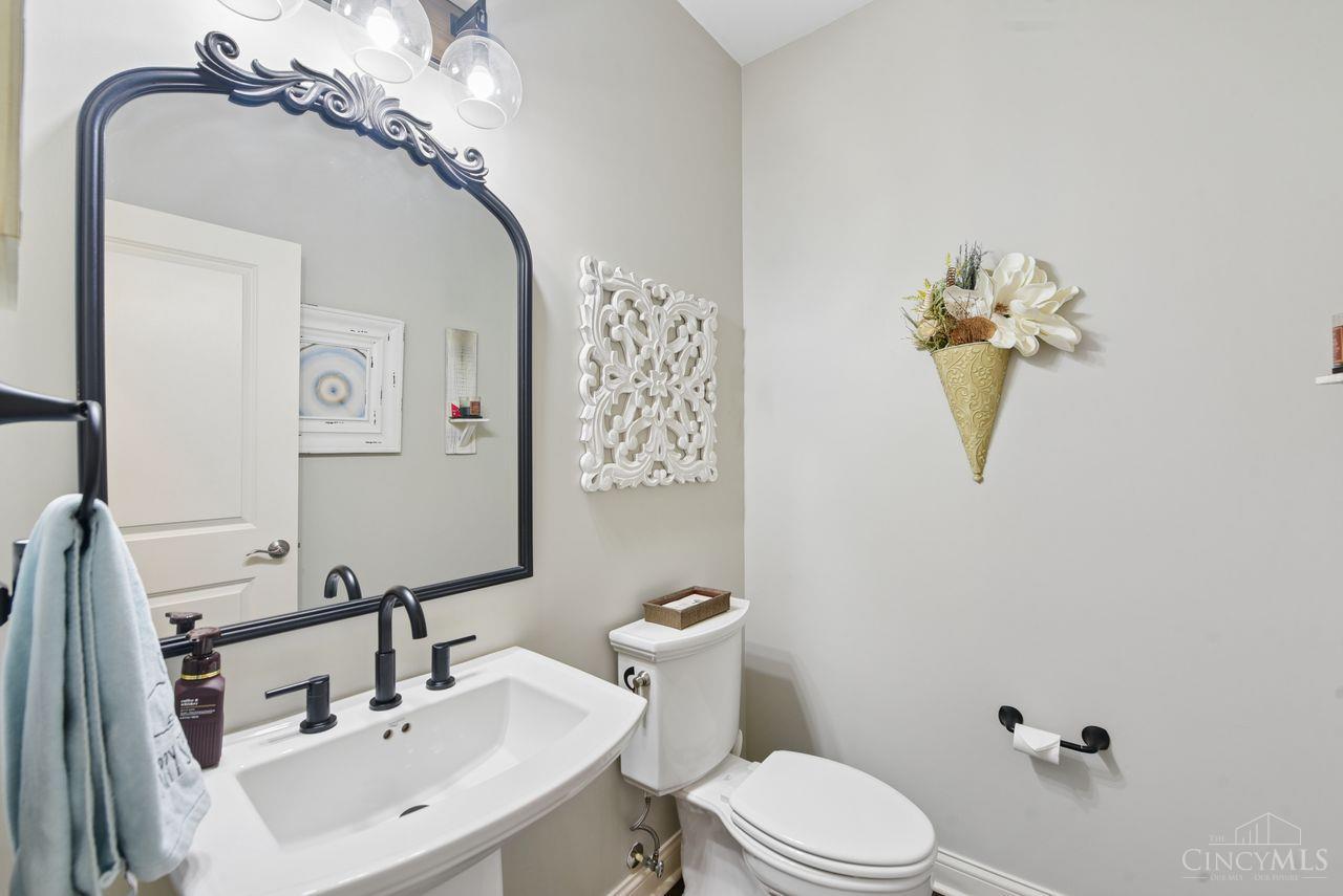 7242 Clawson Court