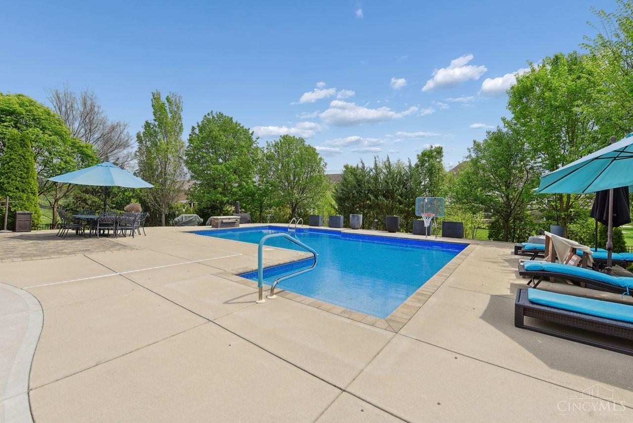 7242 Clawson Court