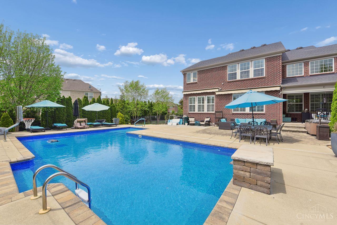 7242 Clawson Court