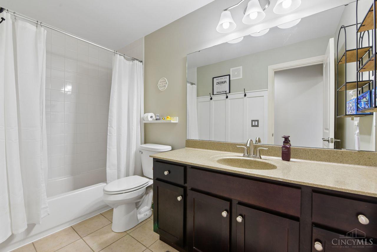 7242 Clawson Court