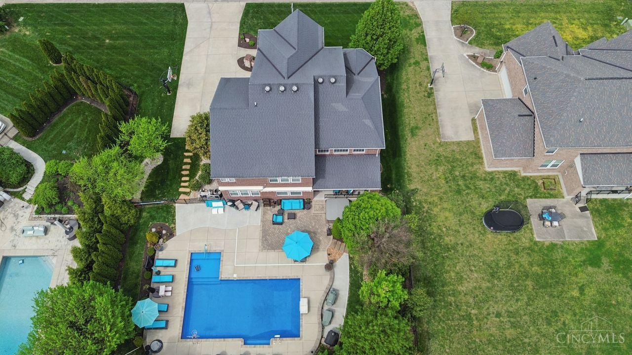 7242 Clawson Court