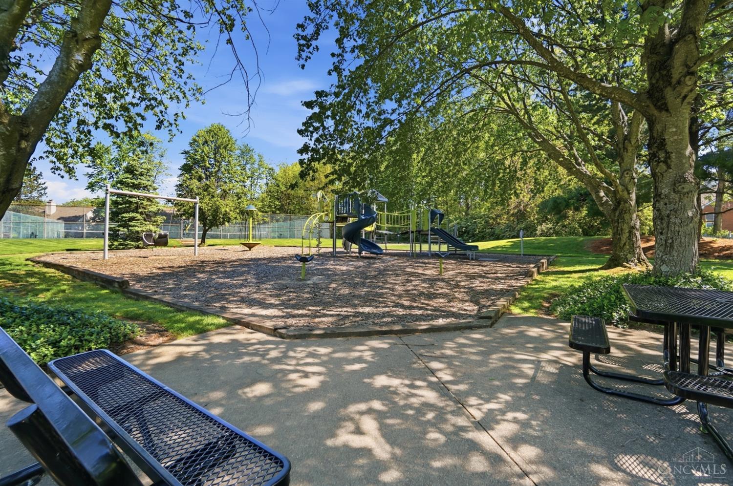 9491 Carriage Run Circle