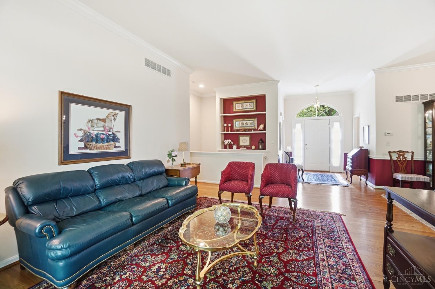 9491 Carriage Run Circle