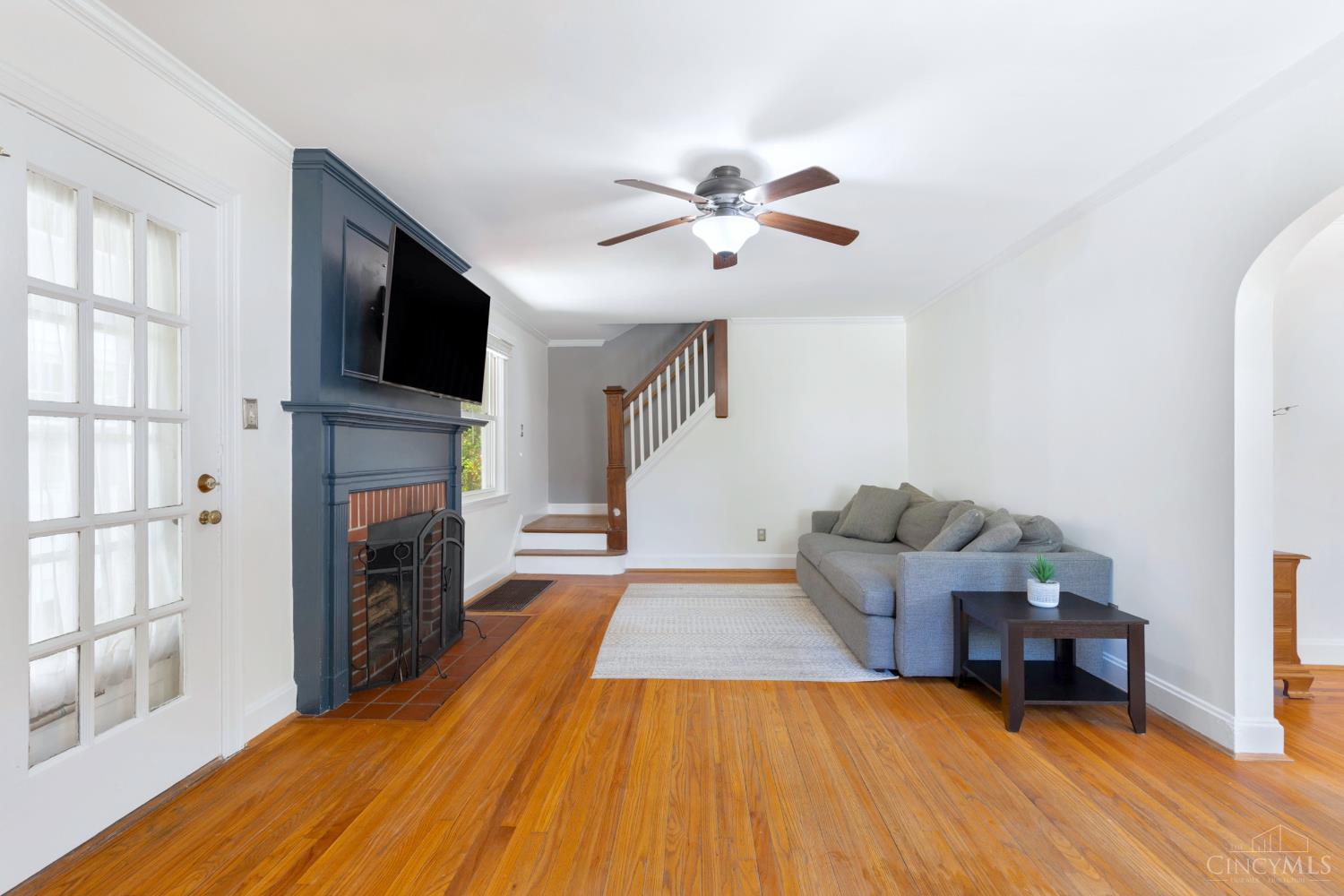 3443 Oakview Place