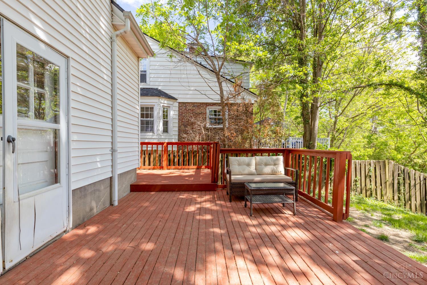 3443 Oakview Place