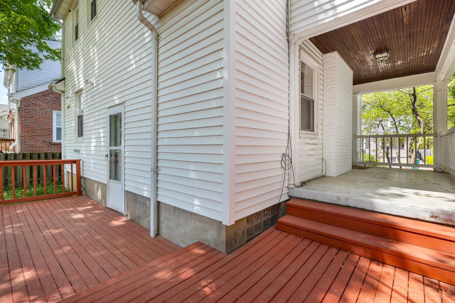 3443 Oakview Place