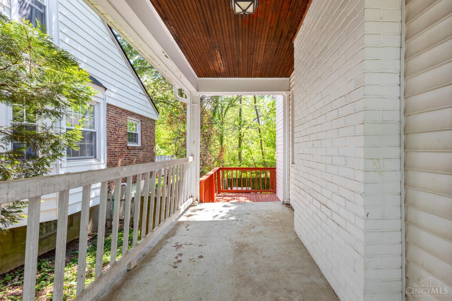 3443 Oakview Place
