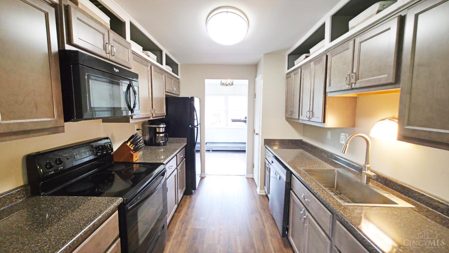 1287 Ebenezer Road 56