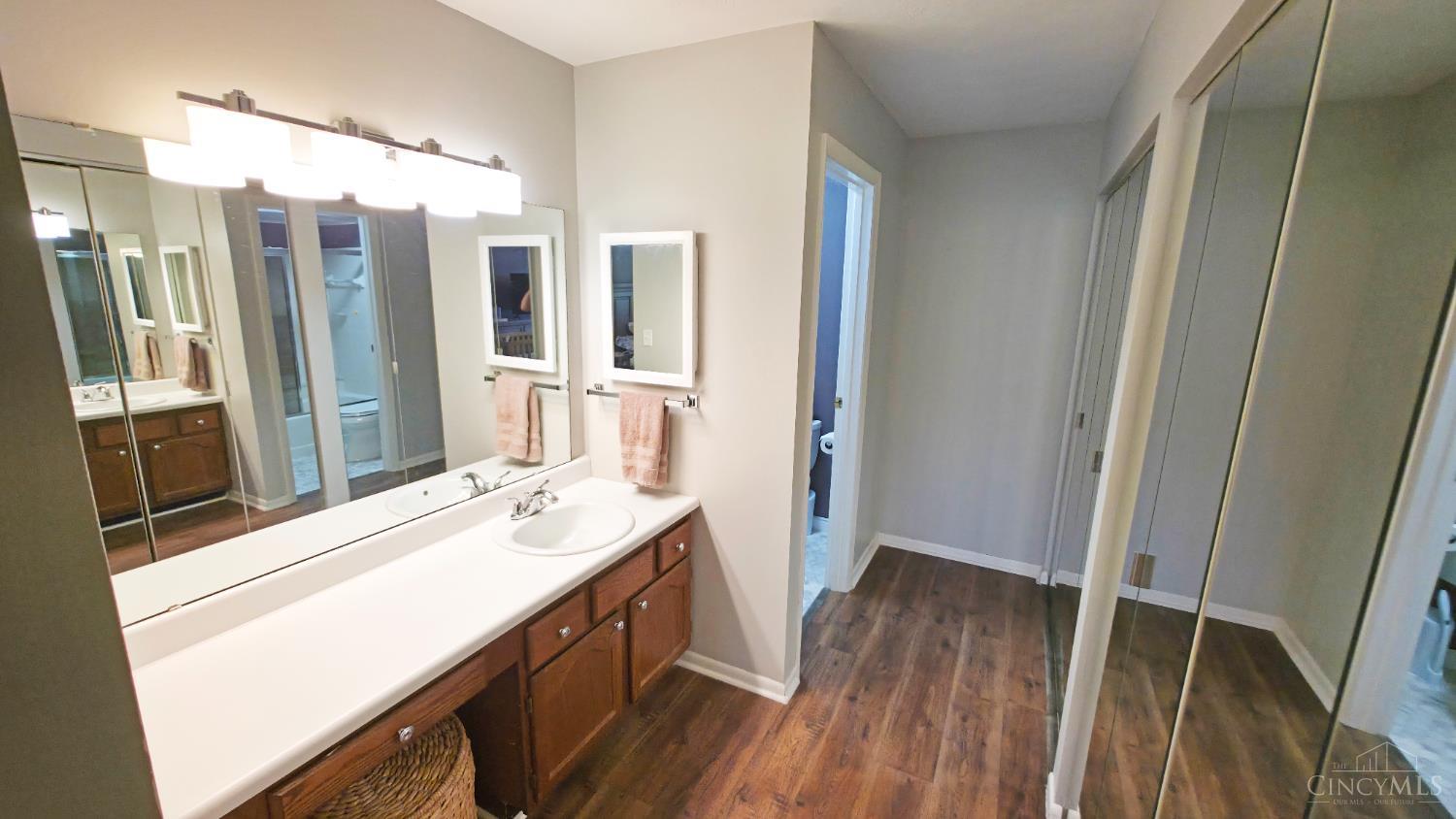 1287 Ebenezer Road 56