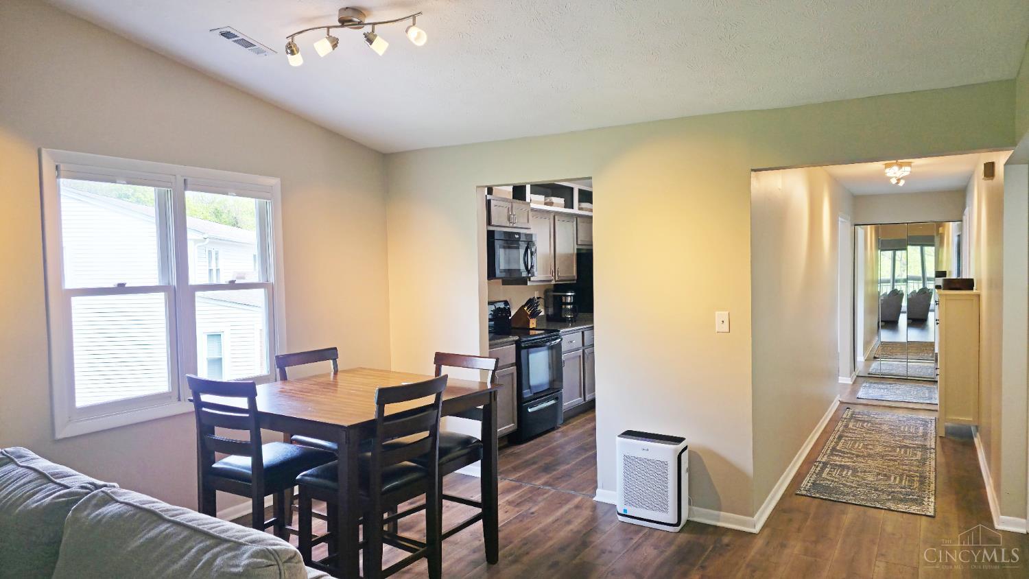 1287 Ebenezer Road 56