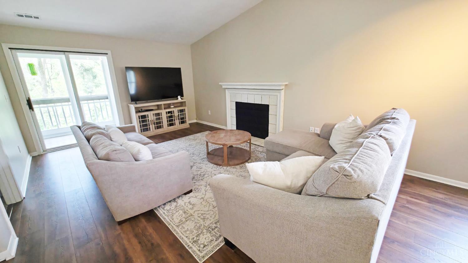 1287 Ebenezer Road 56