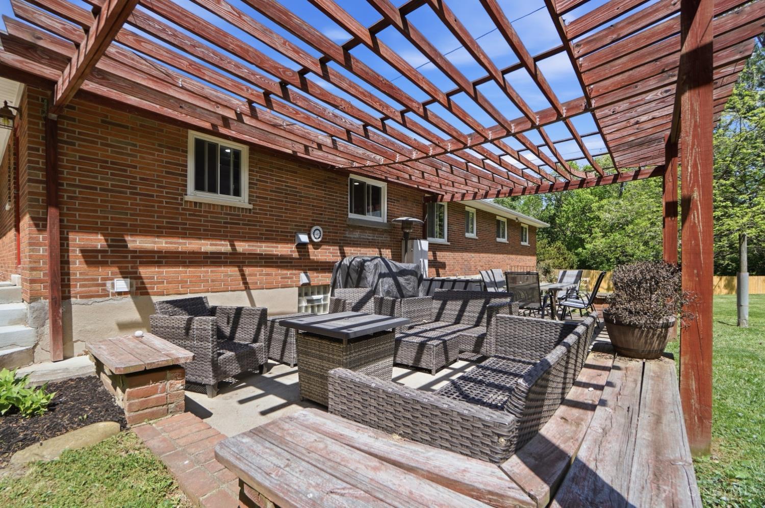 5655 Midforest Lane