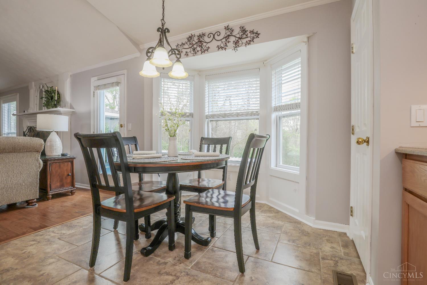 4586 Helmsdale Court