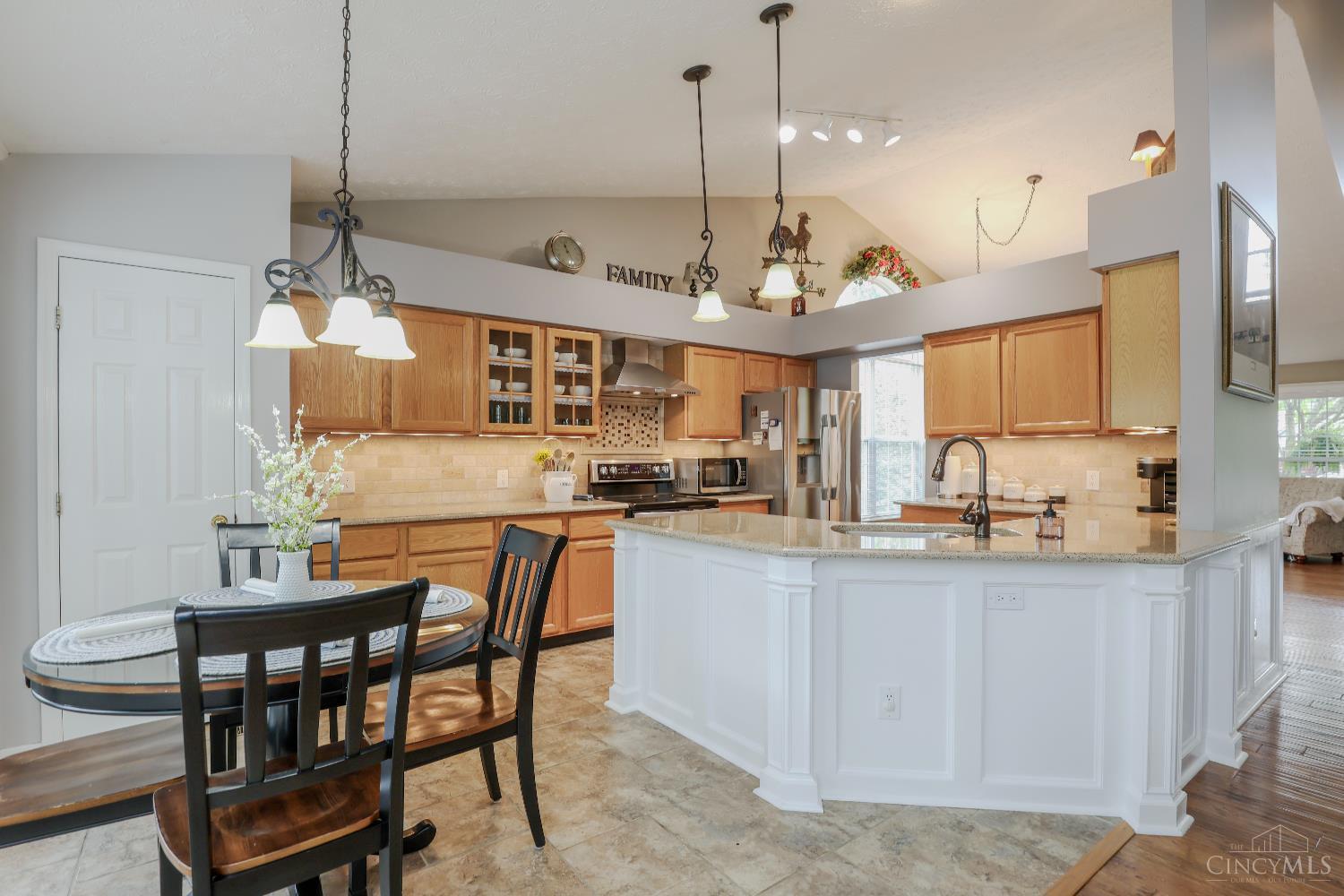 4586 Helmsdale Court