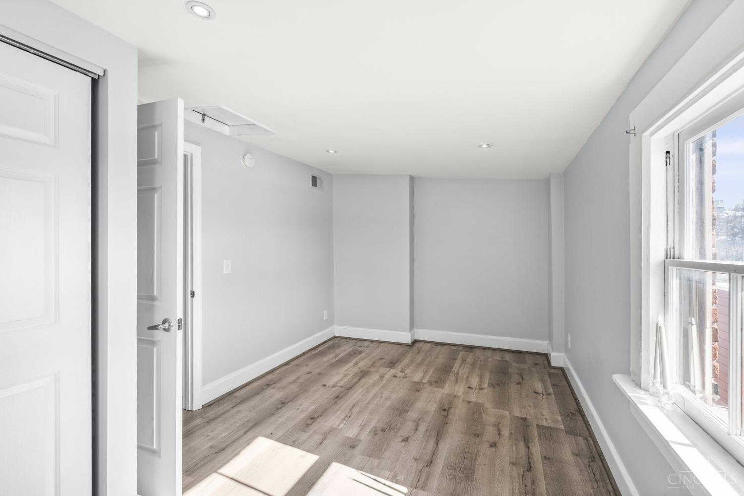 551 E Thirteenth Street 4