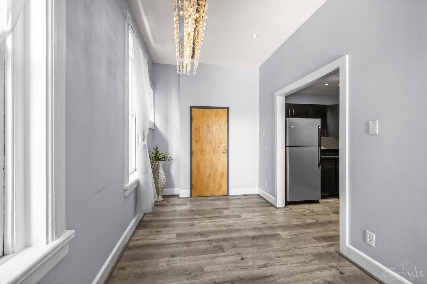 551 E Thirteenth Street 4