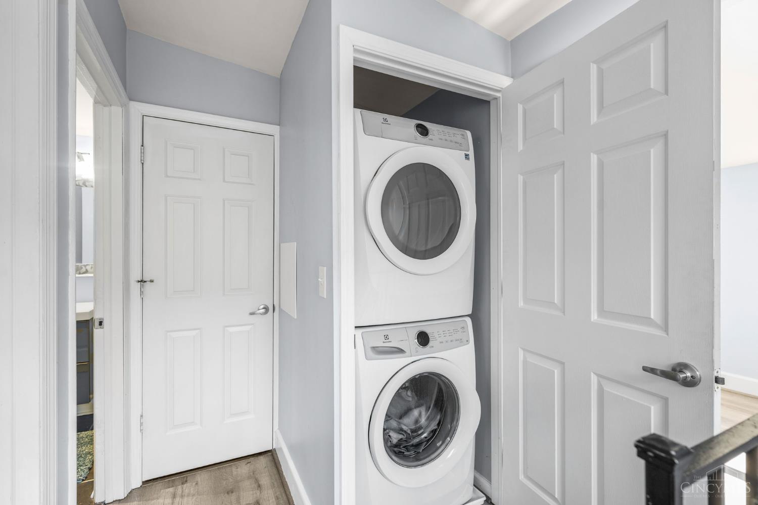 551 E Thirteenth Street 4