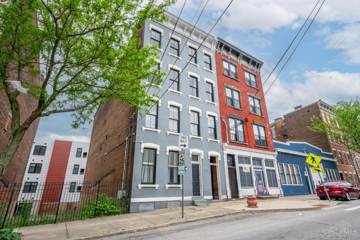551 E Thirteenth Street 4