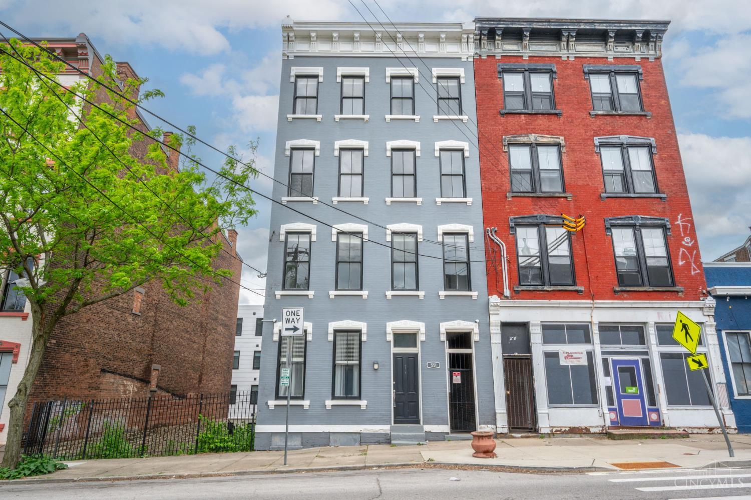 551 E Thirteenth Street 4