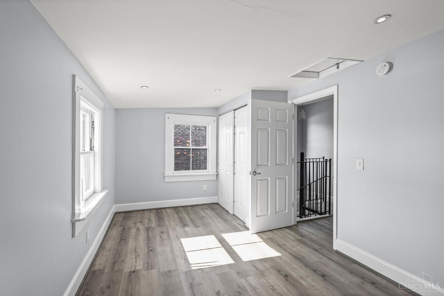 551 E Thirteenth Street 4