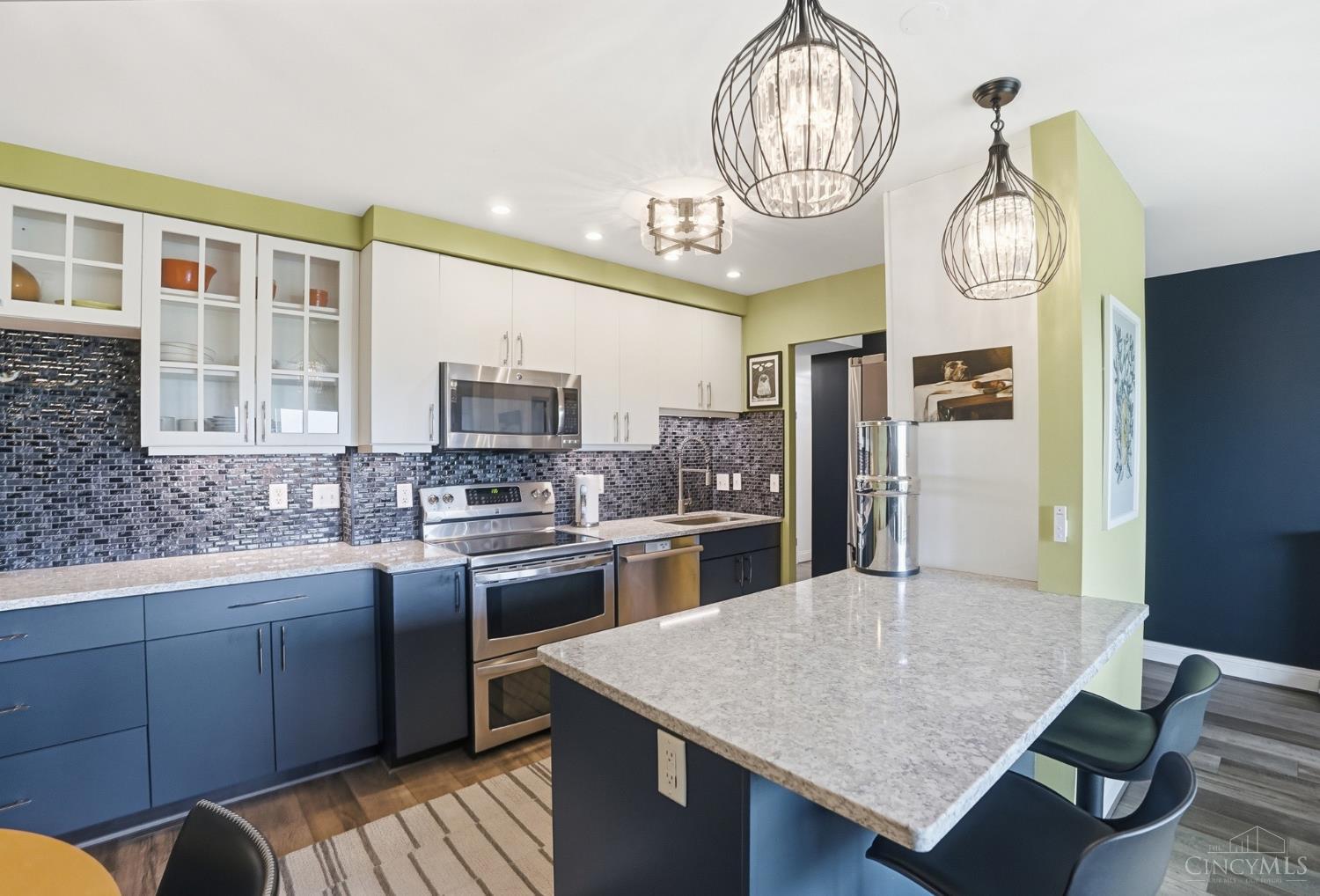 2200 Victory Parkway 1604