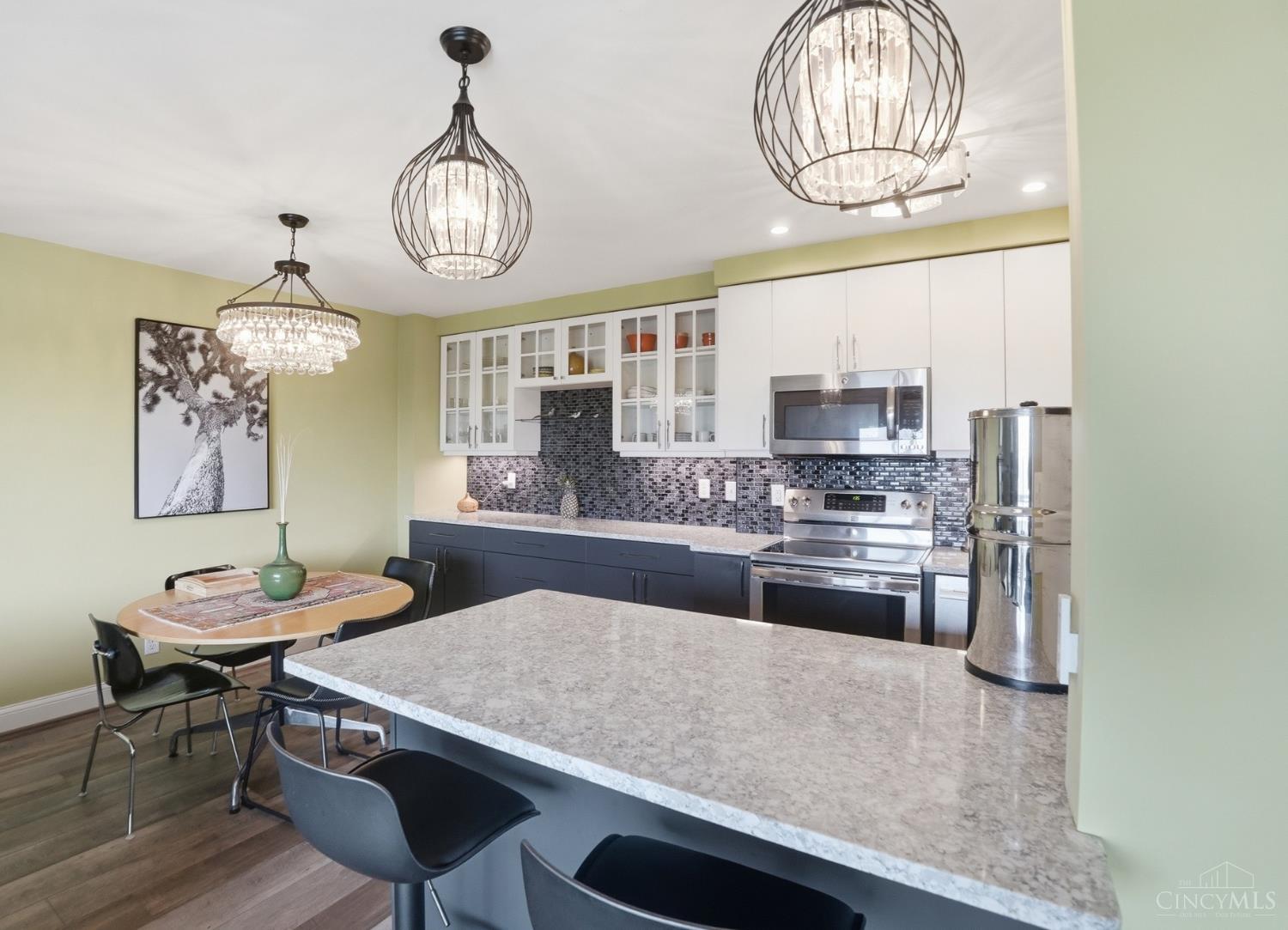 2200 Victory Parkway 1604