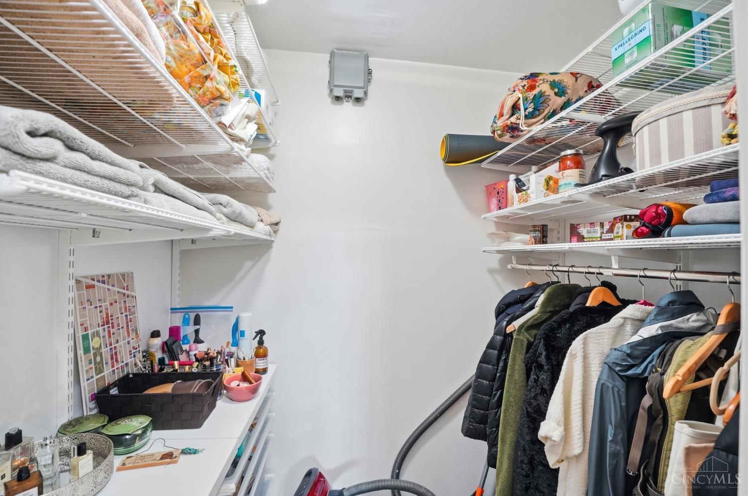 2200 Victory Parkway 1604