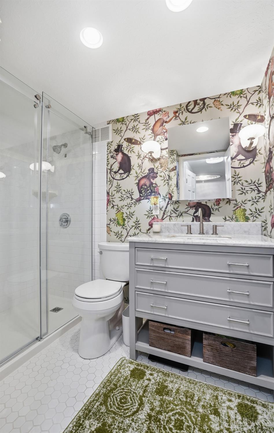 2200 Victory Parkway 1604