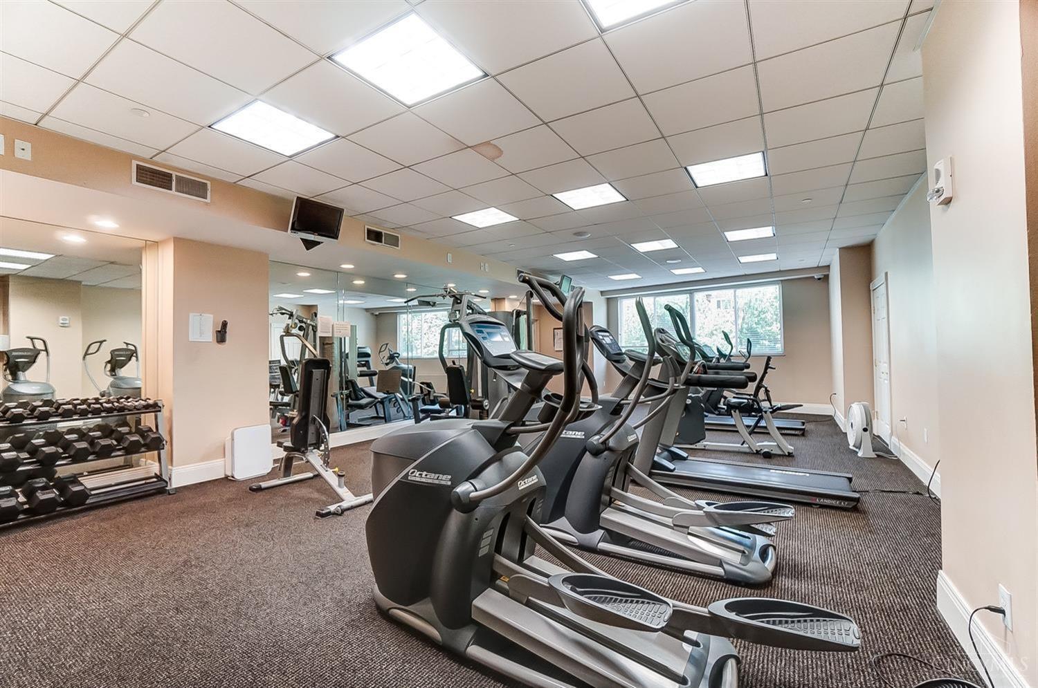 2200 Victory Parkway 1604