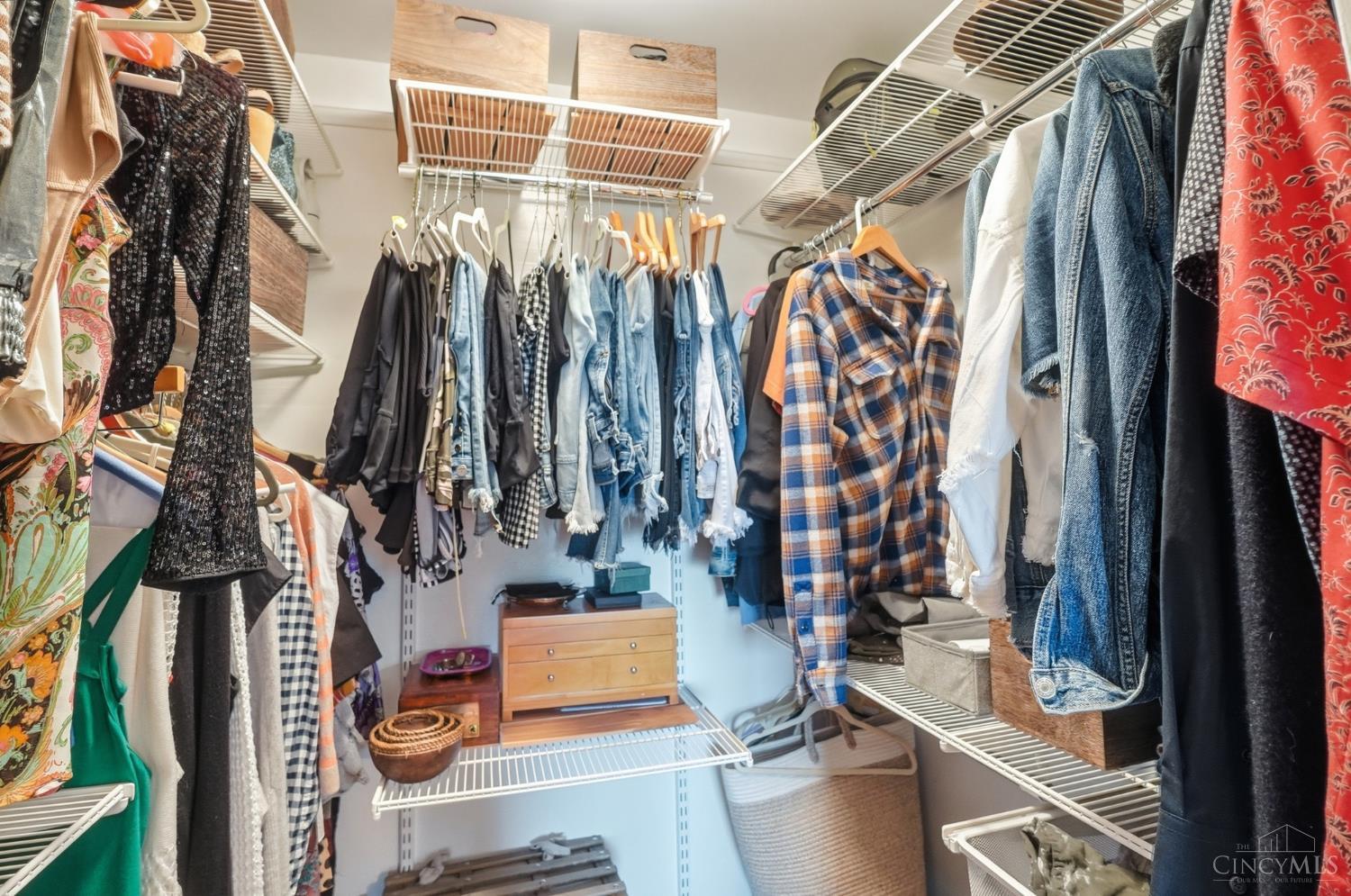 2200 Victory Parkway 1604