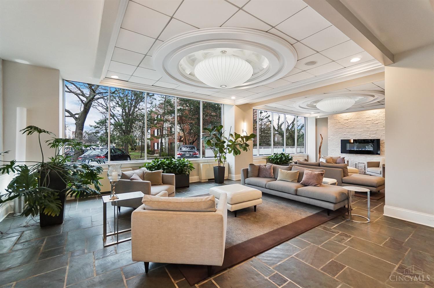 2200 Victory Parkway 1604