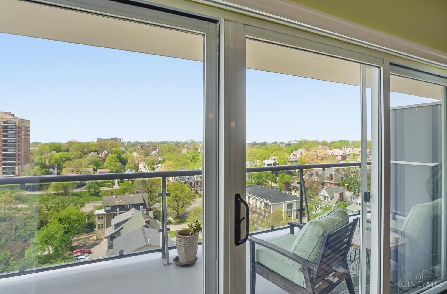 2200 Victory Parkway 1604