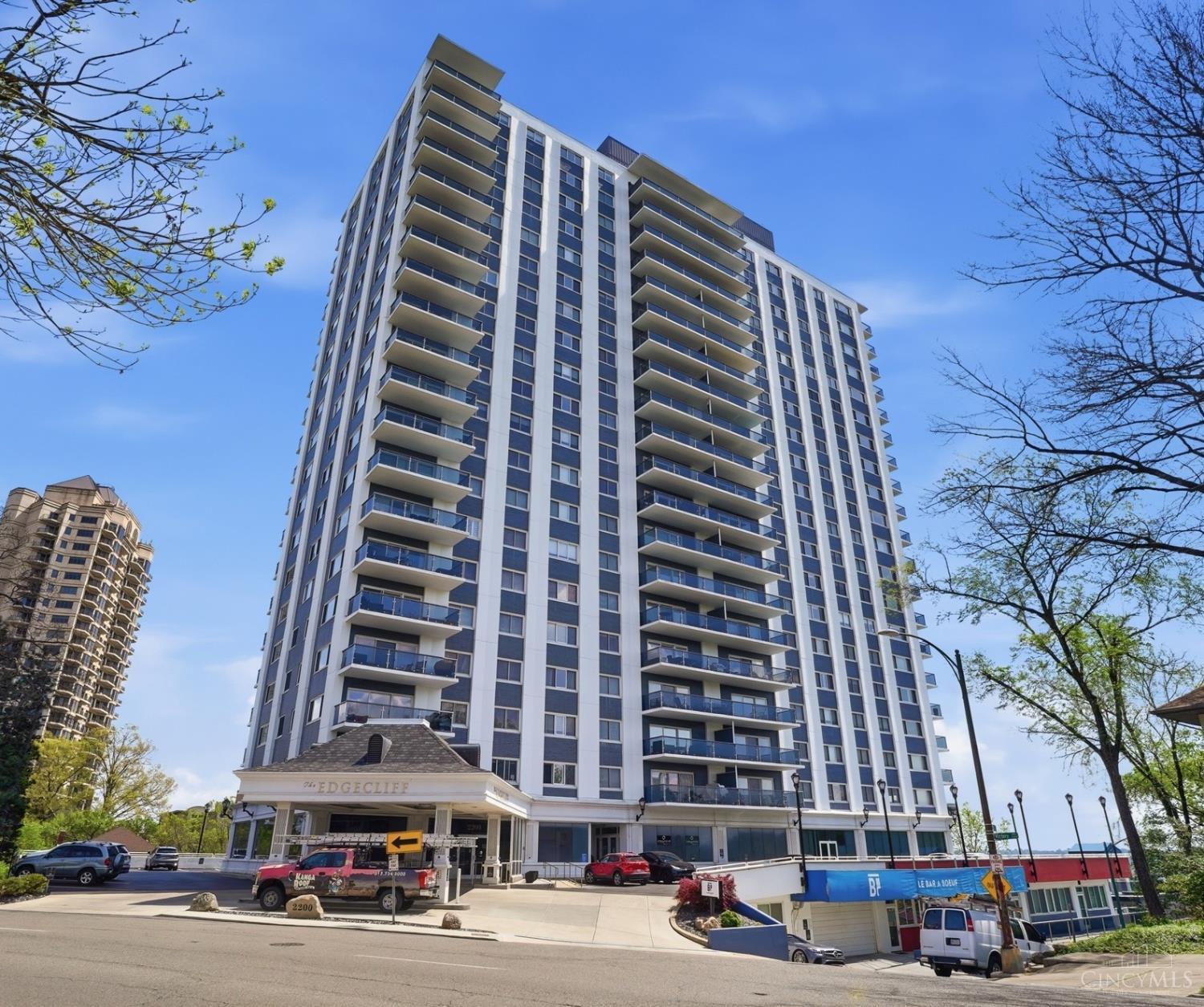 2200 Victory Parkway 1604