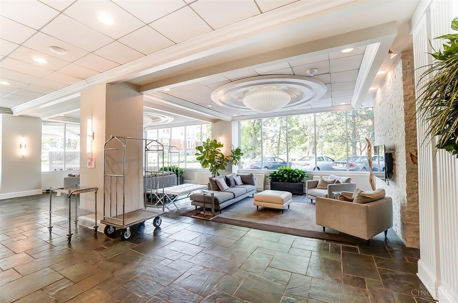 2200 Victory Parkway 1604