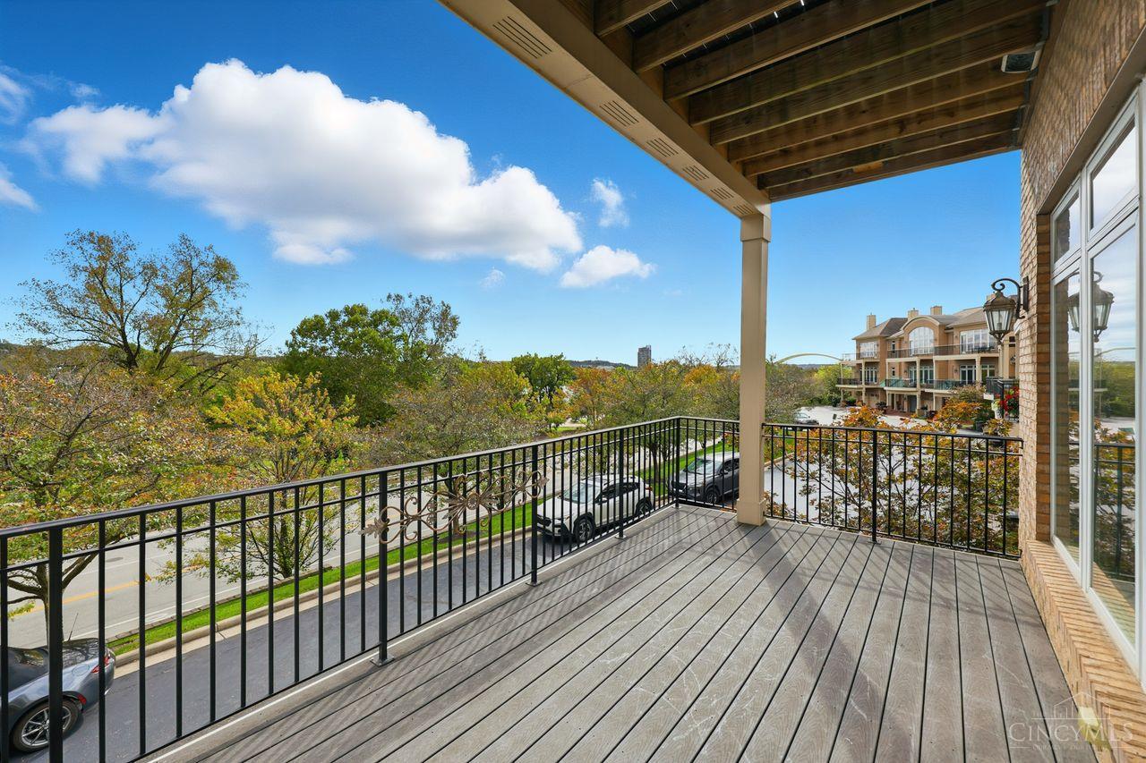 1430 Riverside Drive