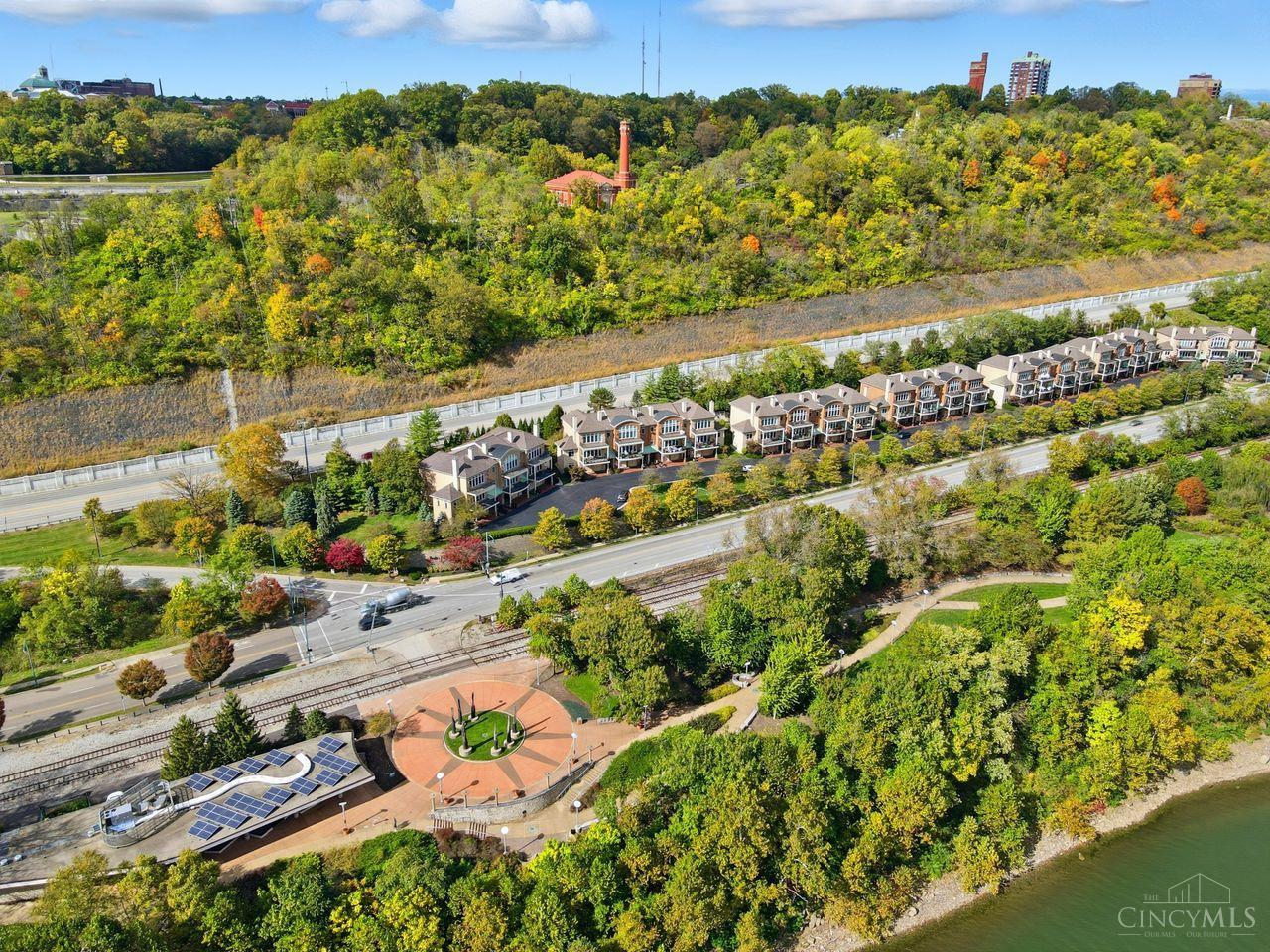 1430 Riverside Drive