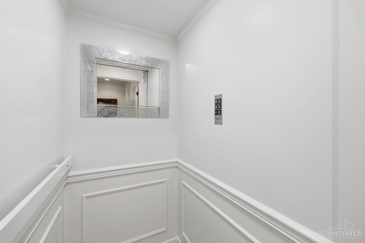 1430 Riverside Drive