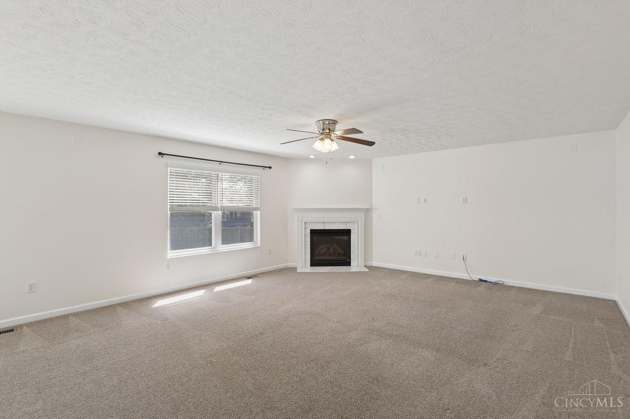 14 Hummingbird Way