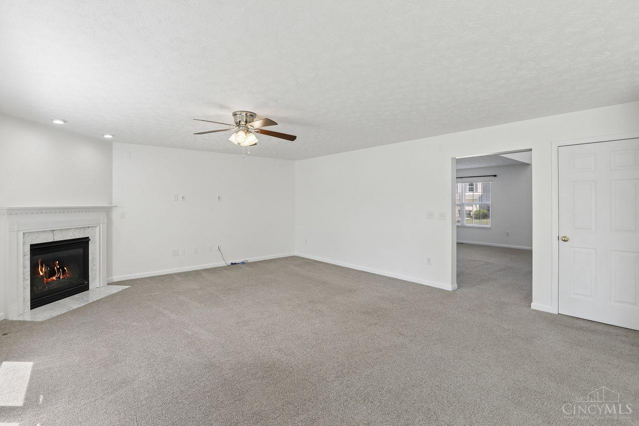 14 Hummingbird Way