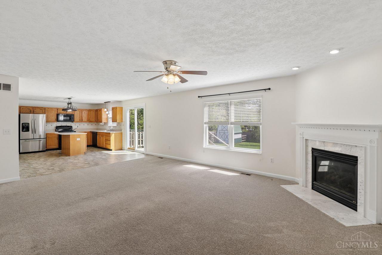 14 Hummingbird Way